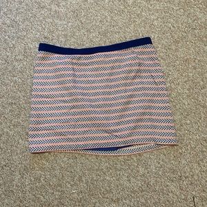 {Gap} patterned mini skirt